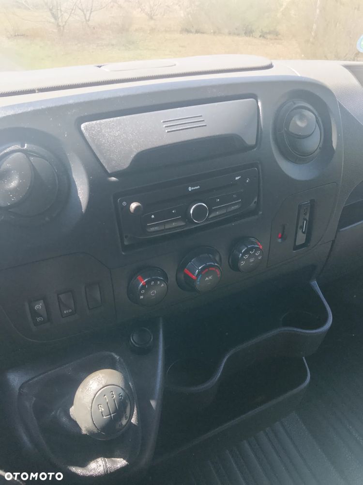 Renault Master - 18