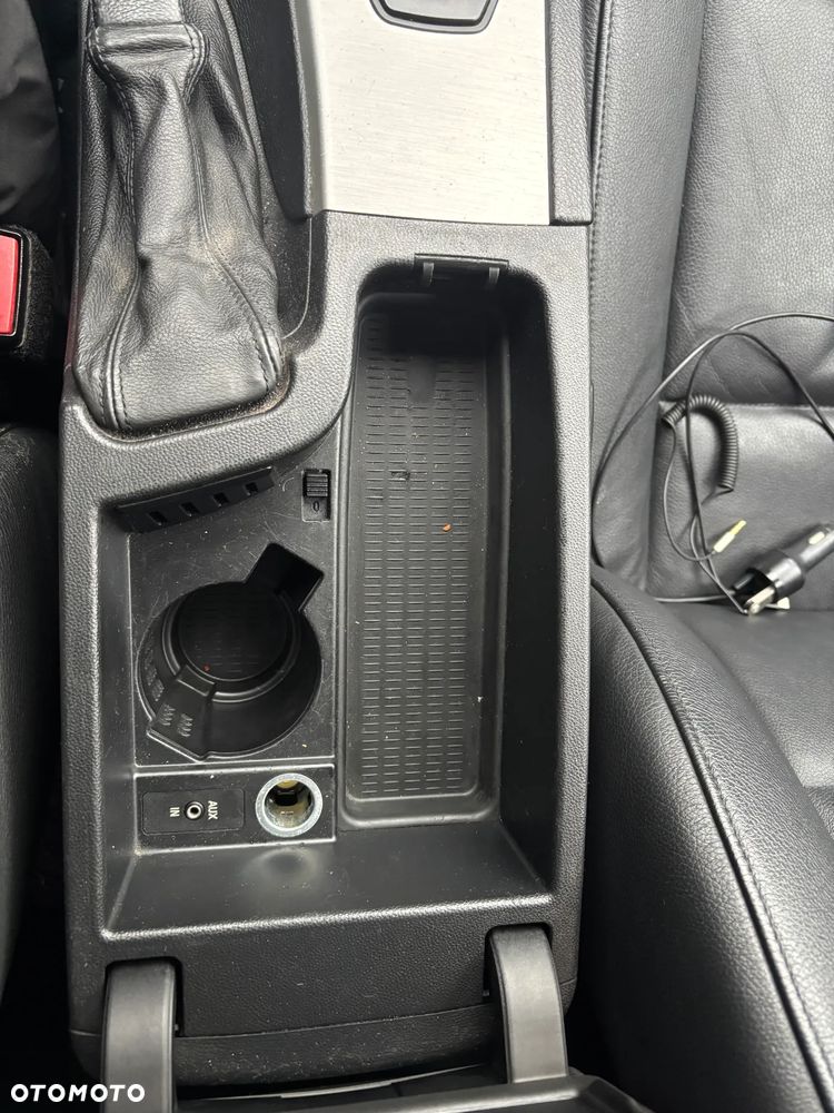 BMW Seria 3 320d DPF - 16