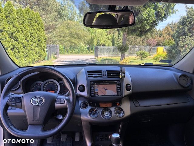 Toyota RAV4 2.0 4x2 - 14