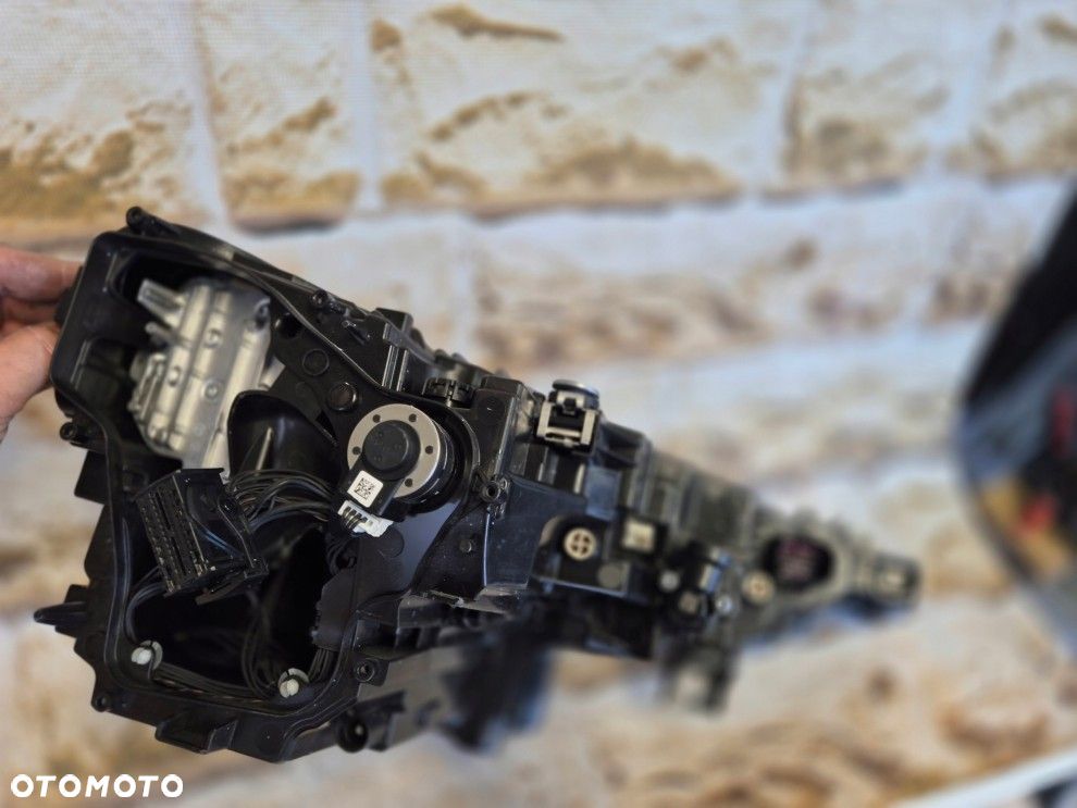 audi q8 24\'\' lift matrix led 4m8941039 lewa lampa europa - 13