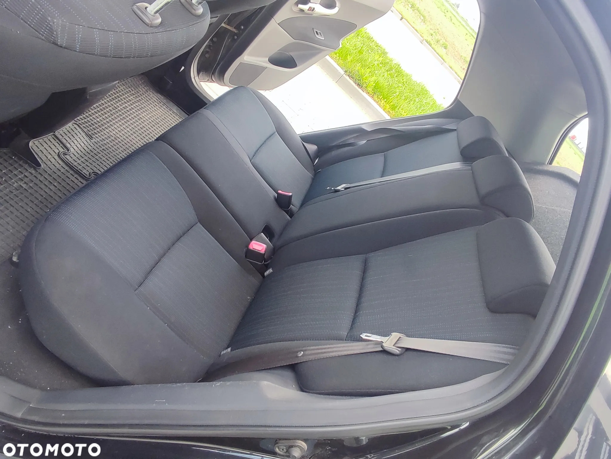 Toyota Auris 2.0 D-4D Sol - 24