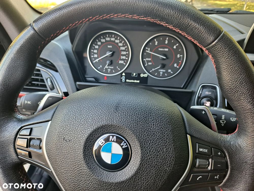 BMW Seria 1 120d Sport - 16