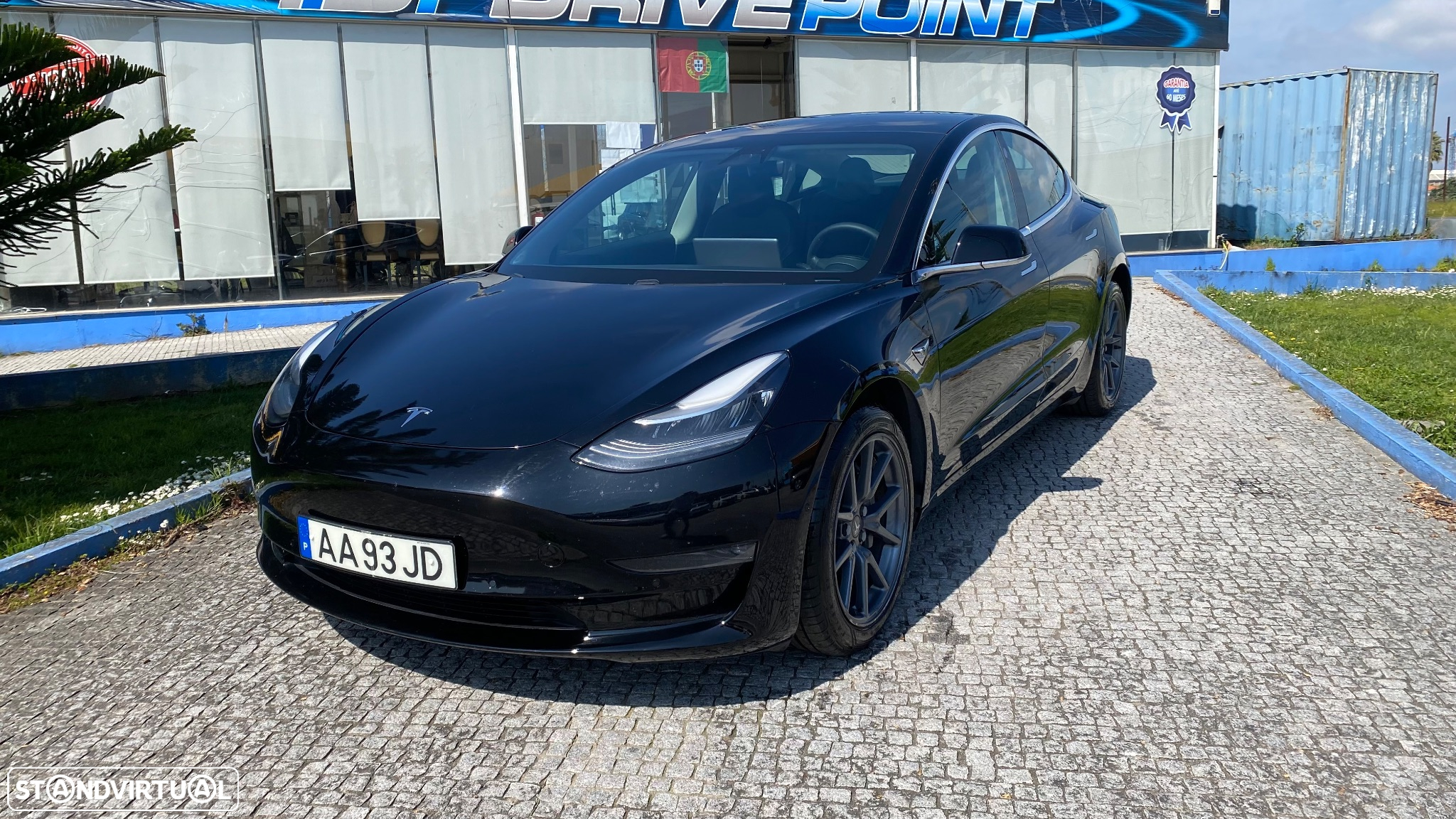 Tesla Model 3 Long-Range Dual Motor AWD - 3