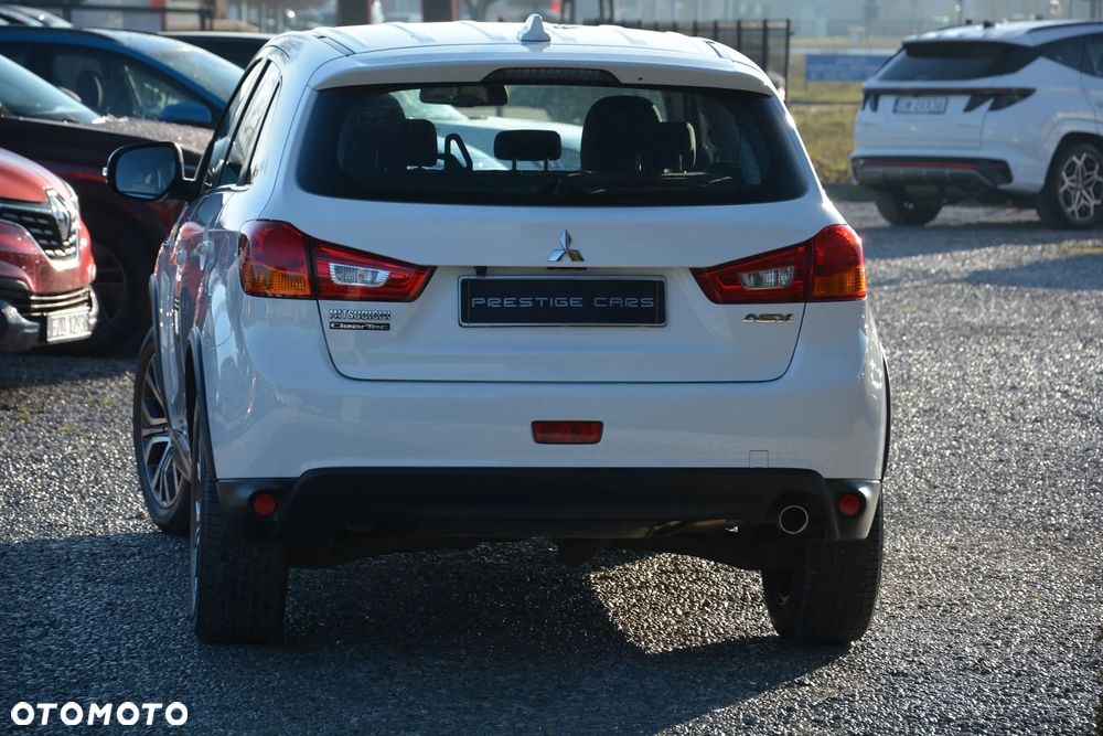 Mitsubishi ASX - 9