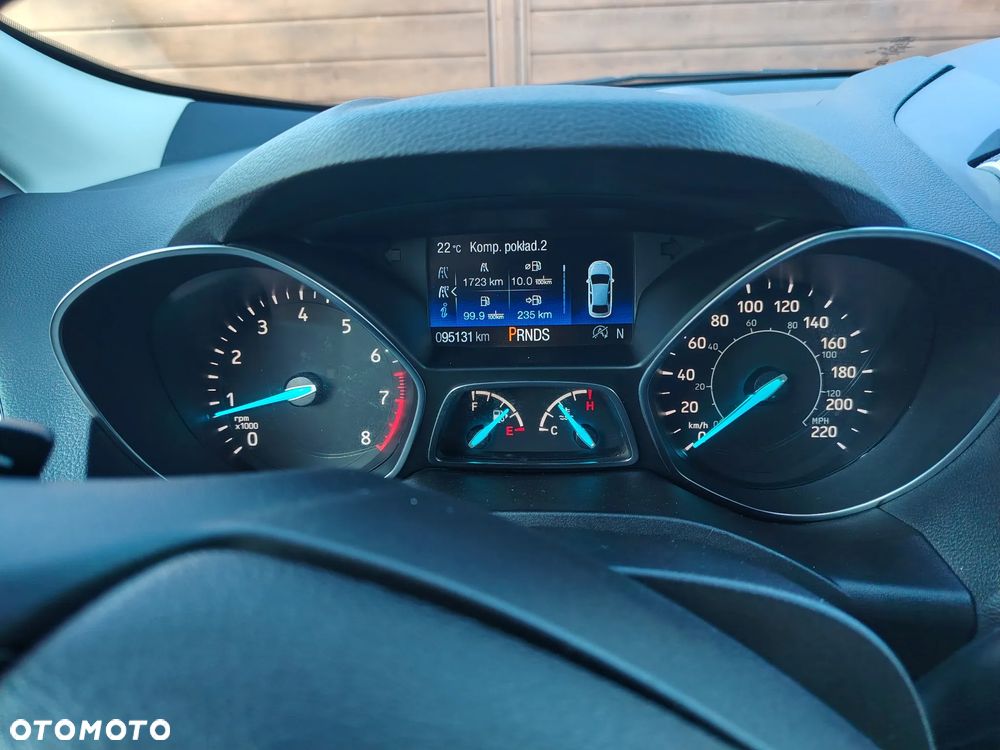 Ford Kuga - 11