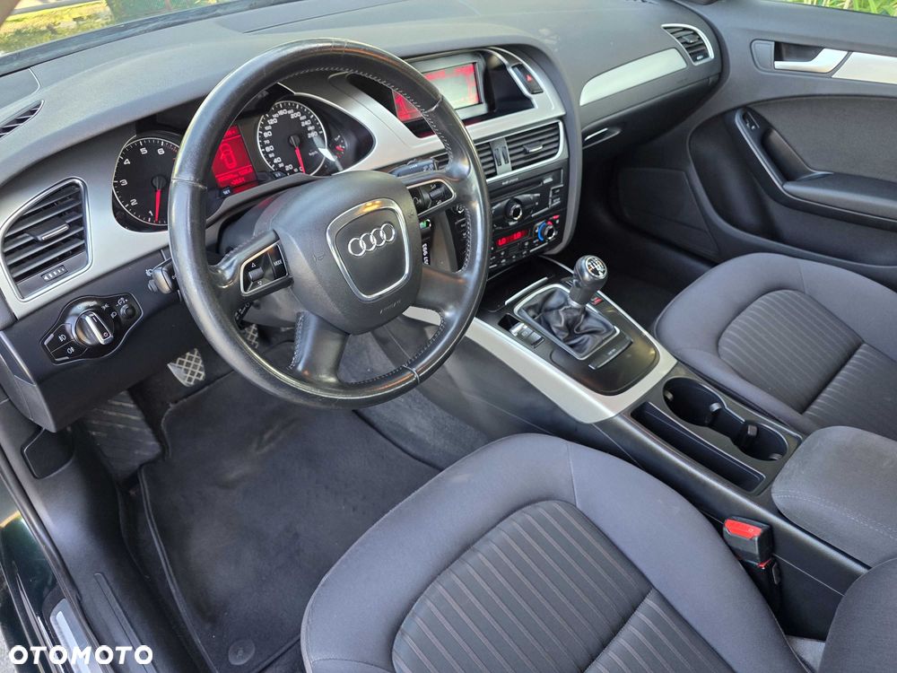 Audi A4 Avant - 5