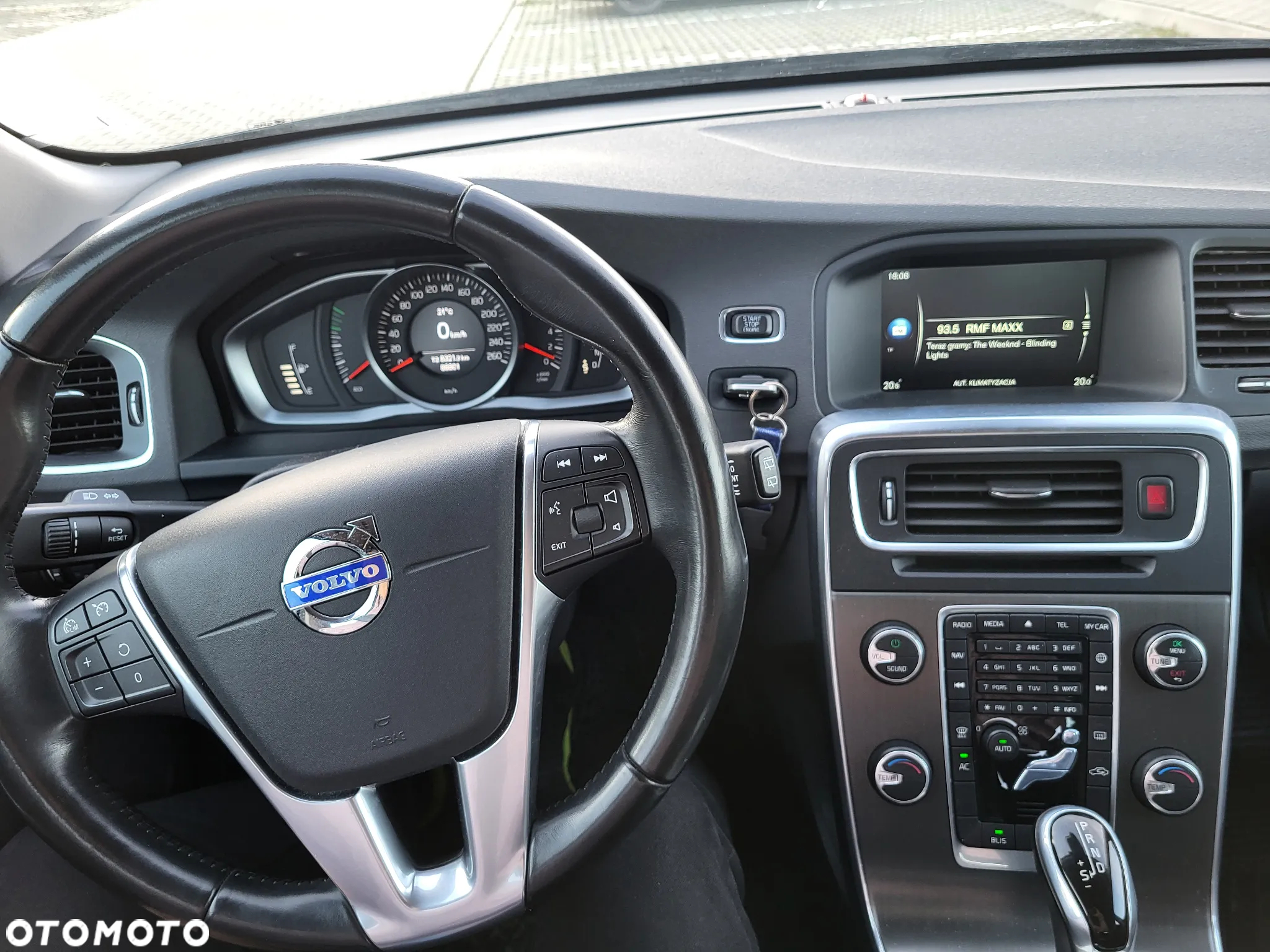 Volvo V60 T4 Momentum - 7