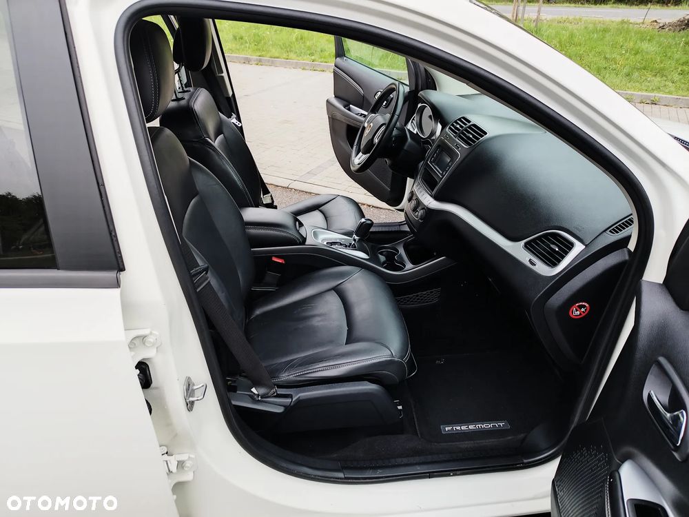 Fiat Freemont 3.6 V6 Lounge - 33