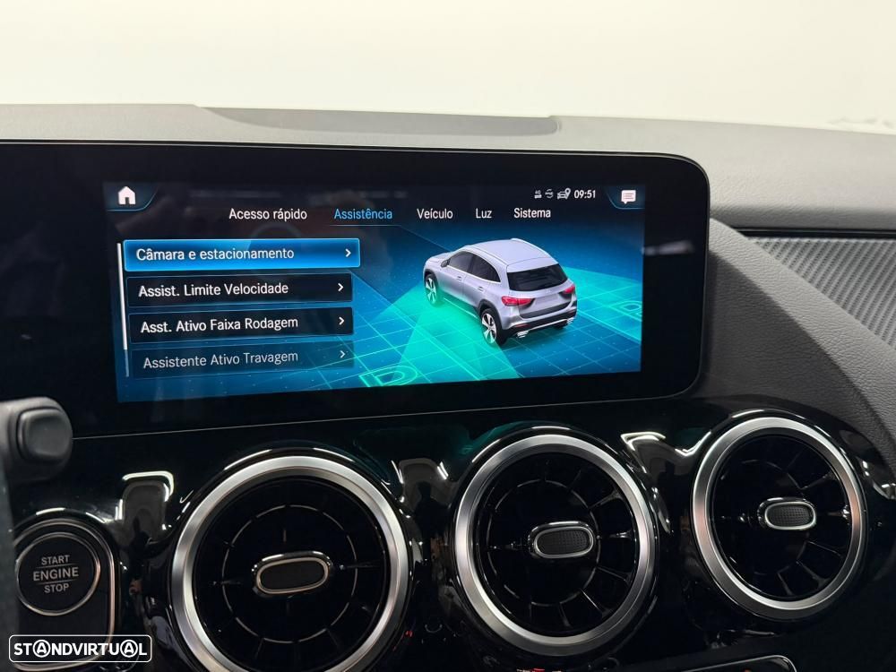 Mercedes-Benz GLA 250 e AMG Line - 25