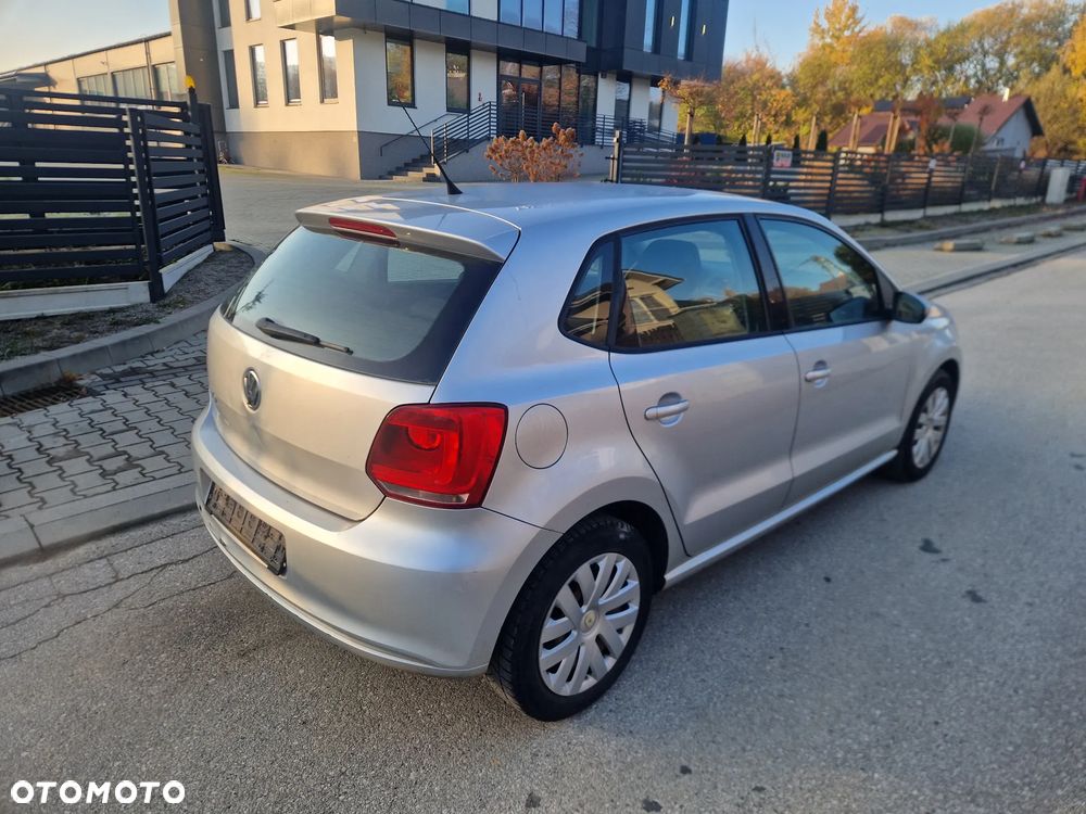 Volkswagen Polo 2011 photo 5