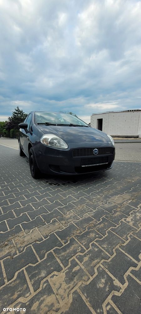 Fiat Grande Punto - 10