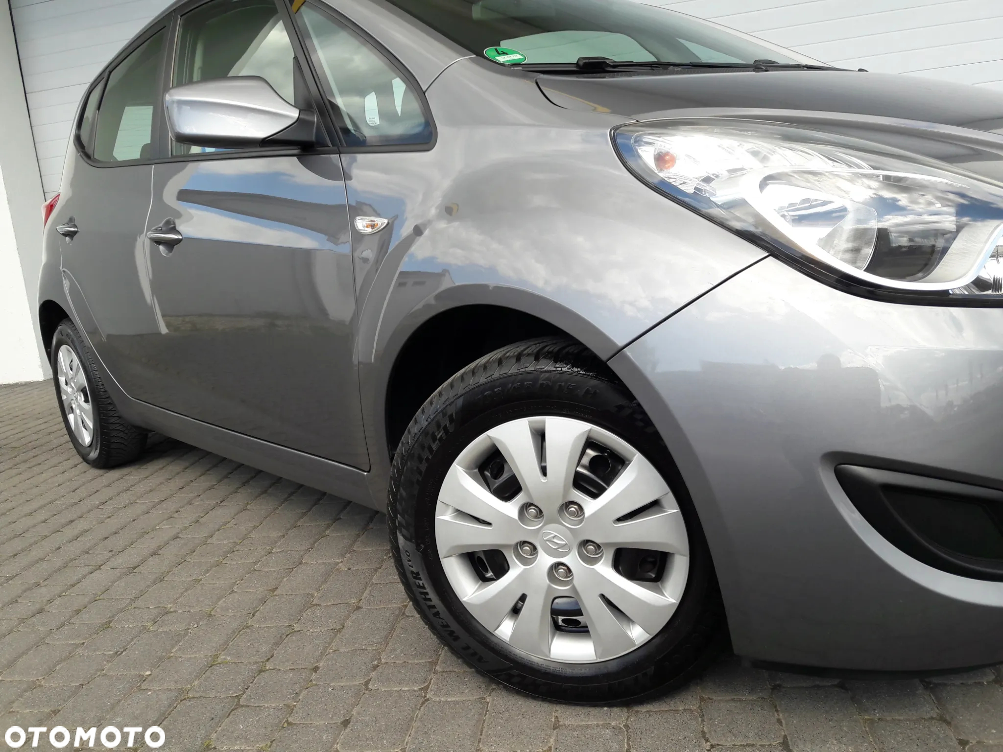 Hyundai ix20 1.4 blue - 30