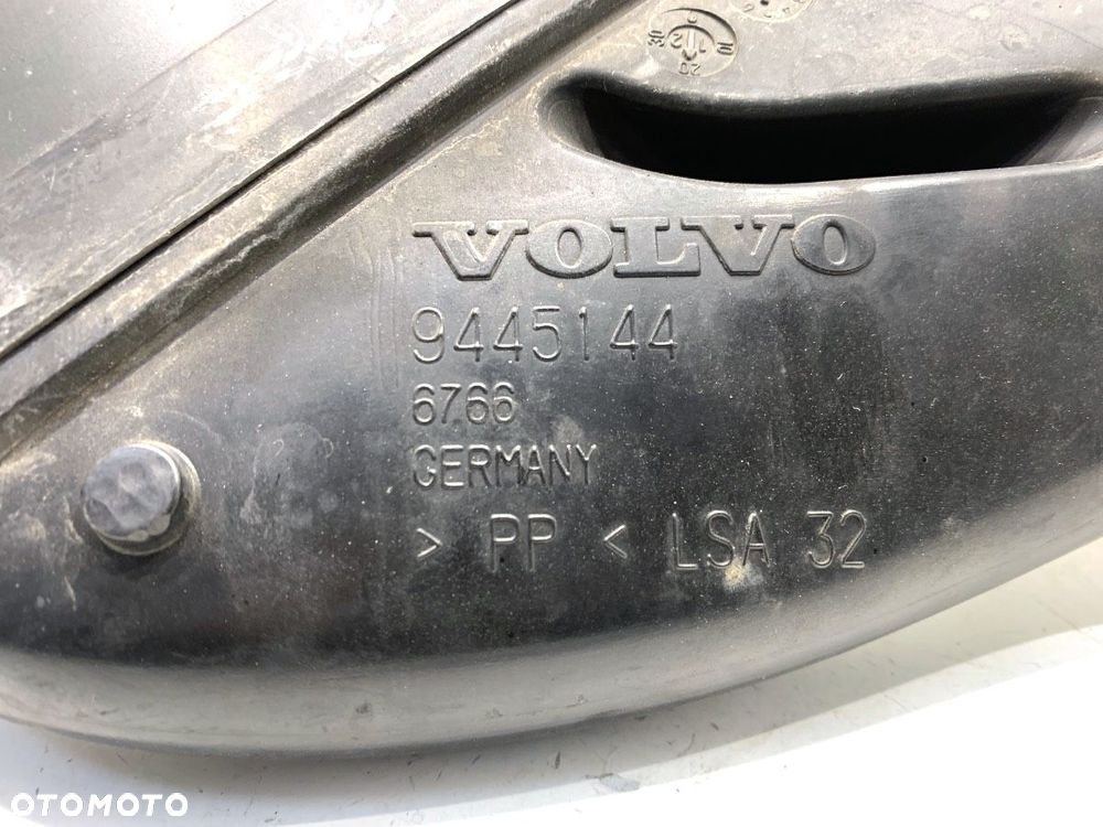 RURA POWIETRZA  VOLVO V70 I (875, 876) 1995 - 2000 2.4 121 kW [165 KM] benzyna 2000 - 2003 9445144 - 3