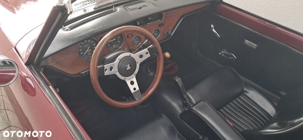 Triumph Spitfire - 35
