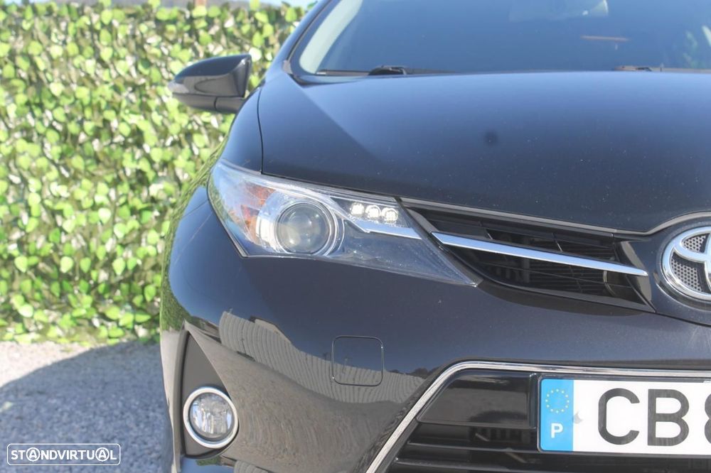 Toyota Auris 1.4 D-4D Exclusive - 38