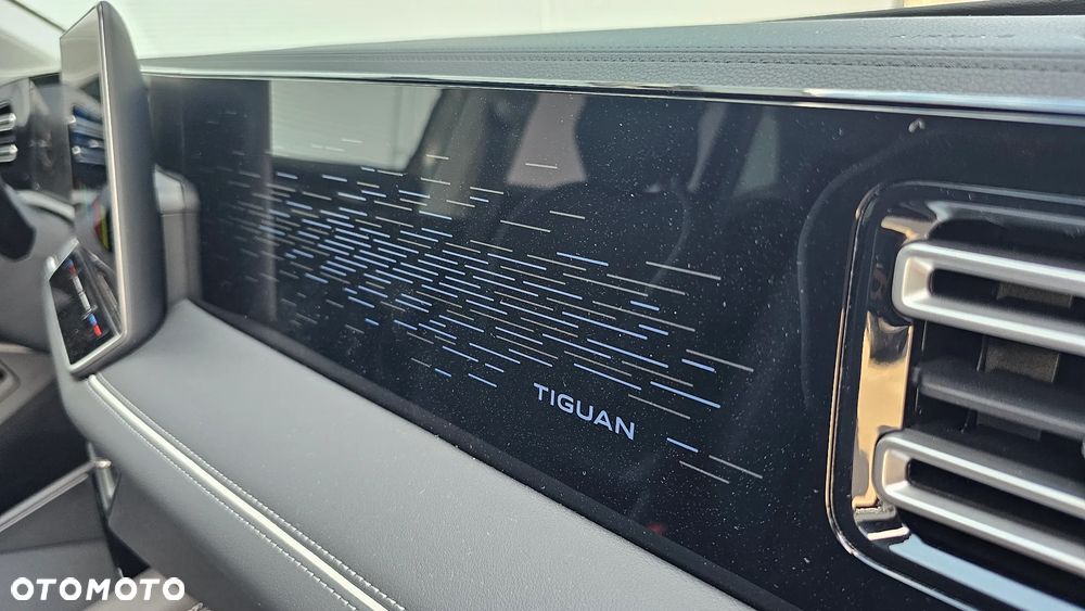 Volkswagen Tiguan - 27