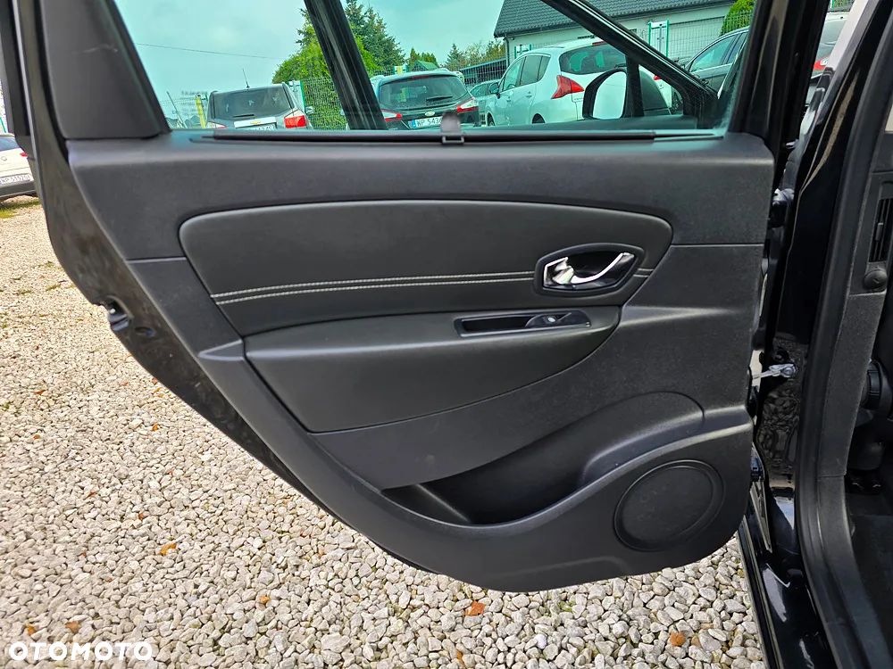 Renault Grand Scenic dCi 130 FAP Start & Stop Dynamique - 16