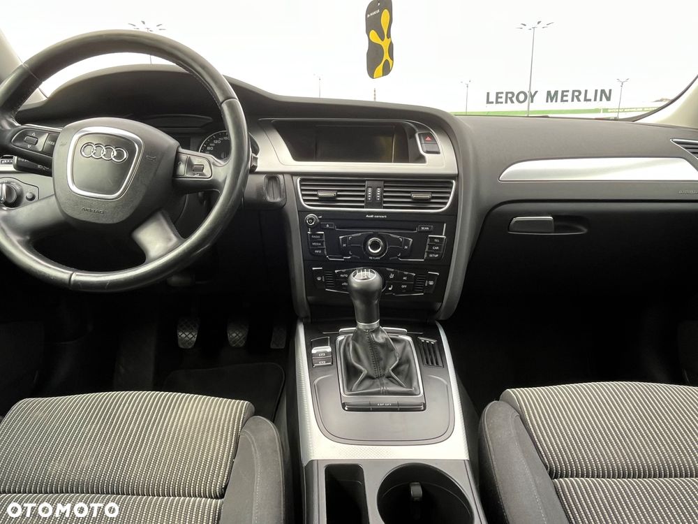 Audi A4 Avant 2.0 TDI - 25