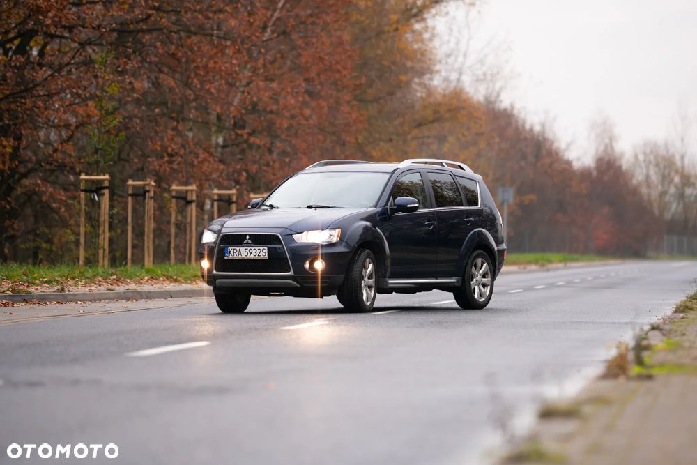 Mitsubishi Outlander 2.0 DID Intense - 1