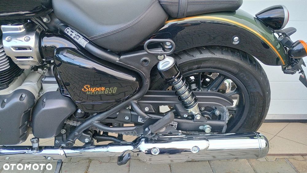 Royal Enfield Super Meteor - 18