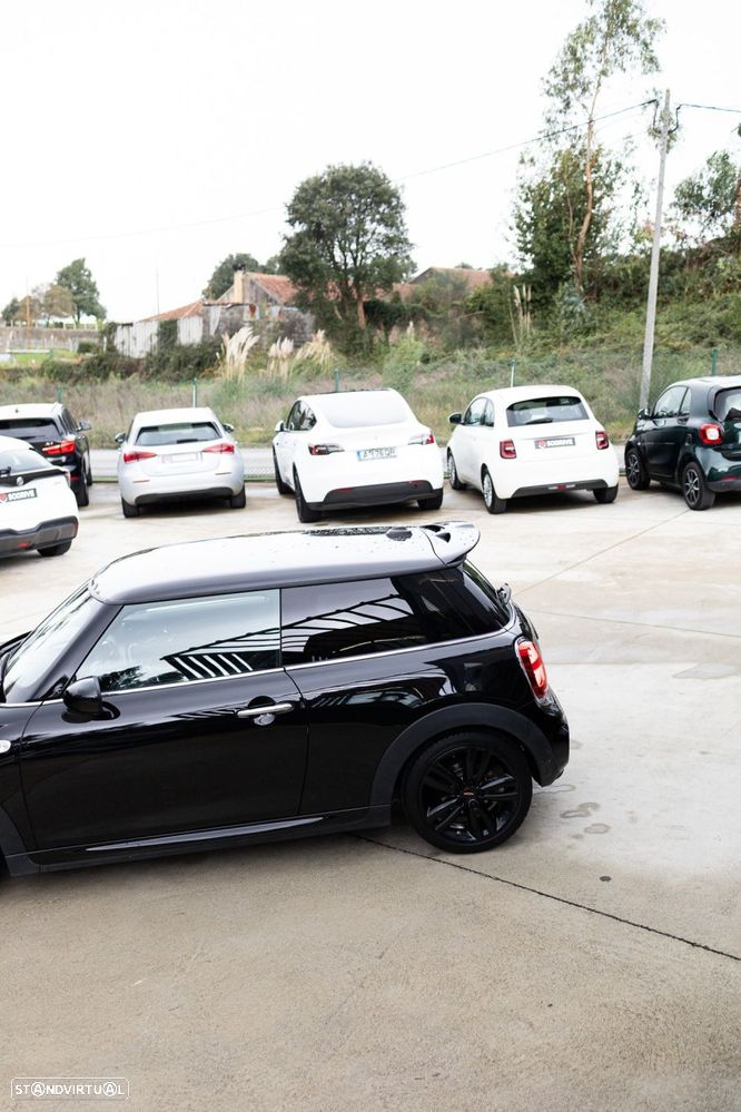 MINI 3 Portas Cooper D Auto - 36