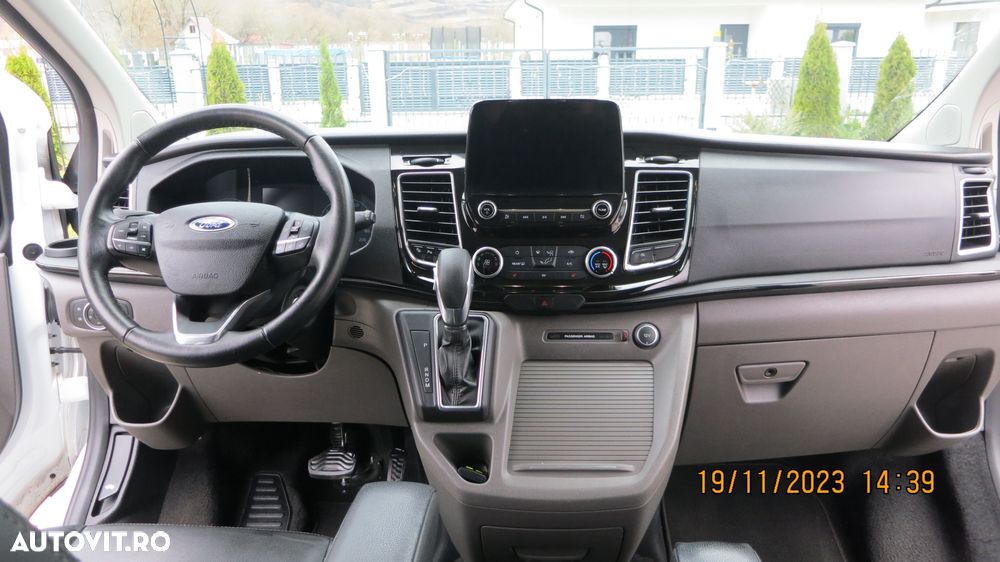 Ford Tourneo Custom Bus 320 2.0 EcoBlue 185 CP L1H1 Sport Aut. - 16