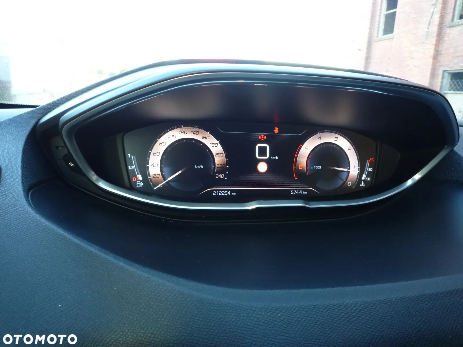 Peugeot 5008 2.0 BlueHDi Allure 7os - 28