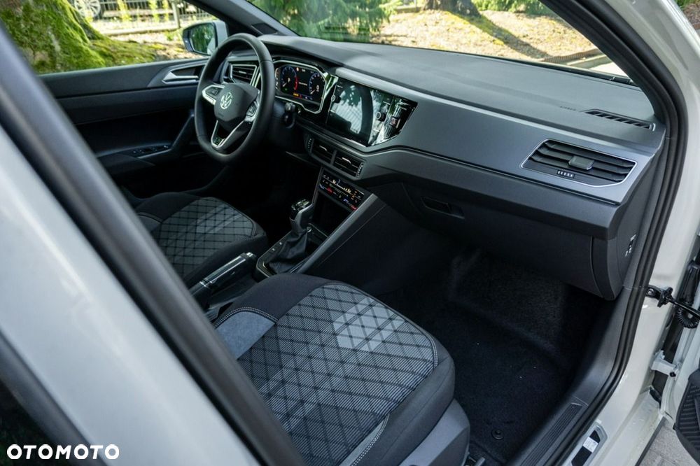 Volkswagen Polo - 19