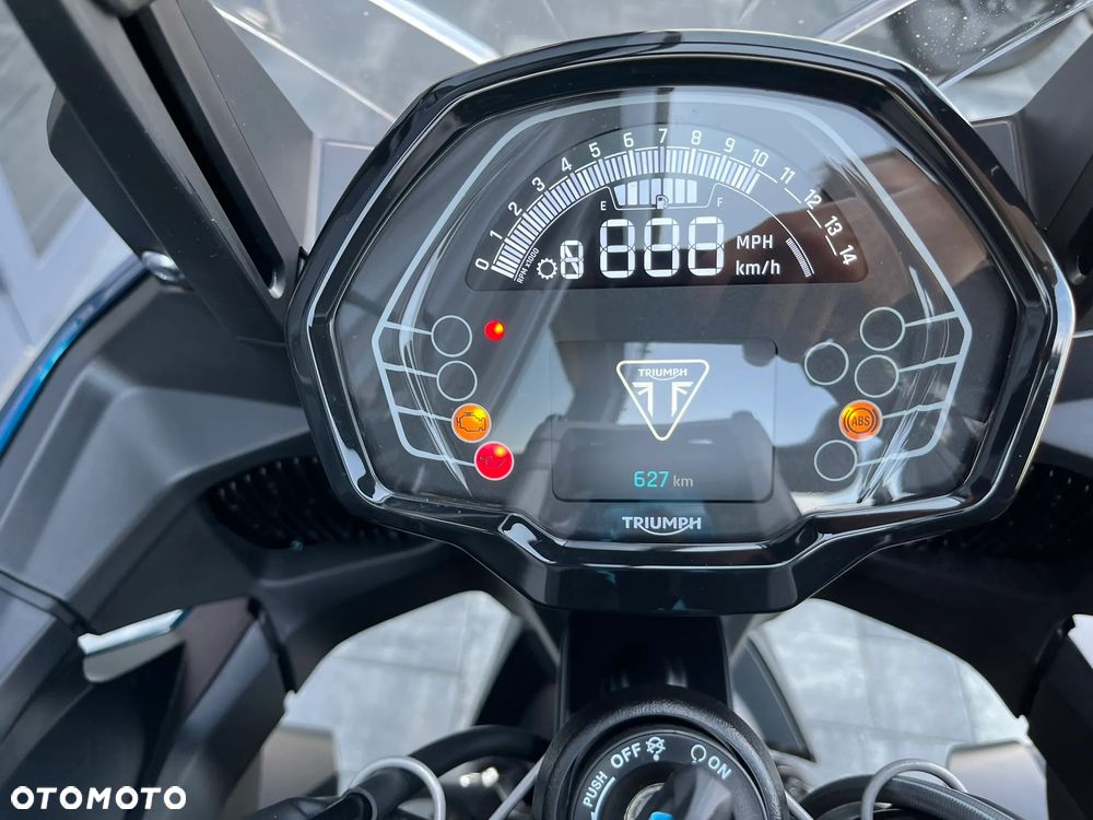Triumph Tiger - 9