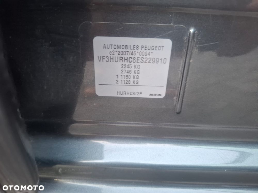 Peugeot 3008 2.0 HDi HYbrid4 - 7