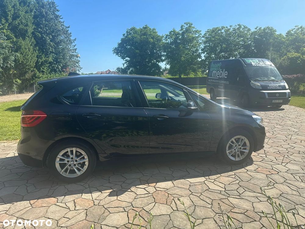 BMW Seria 2 218d - 6