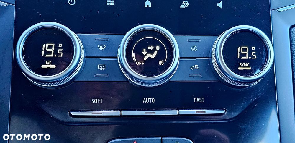 Renault Megane 1.5 Blue dCi Intens - 29