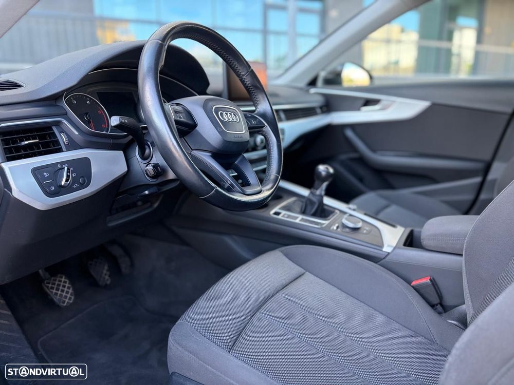 Audi A4 Avant 2.0 TDI - 11