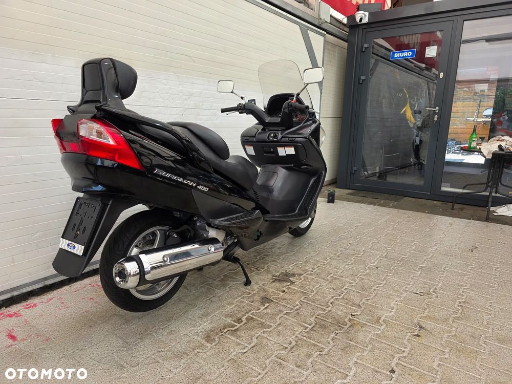 Suzuki Burgman - 11