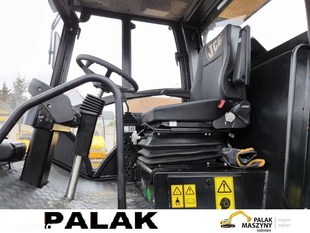 JCB Walec drogowy JCB VM 166 D METAL-GUMA  ,2025 rok NOWY - 12