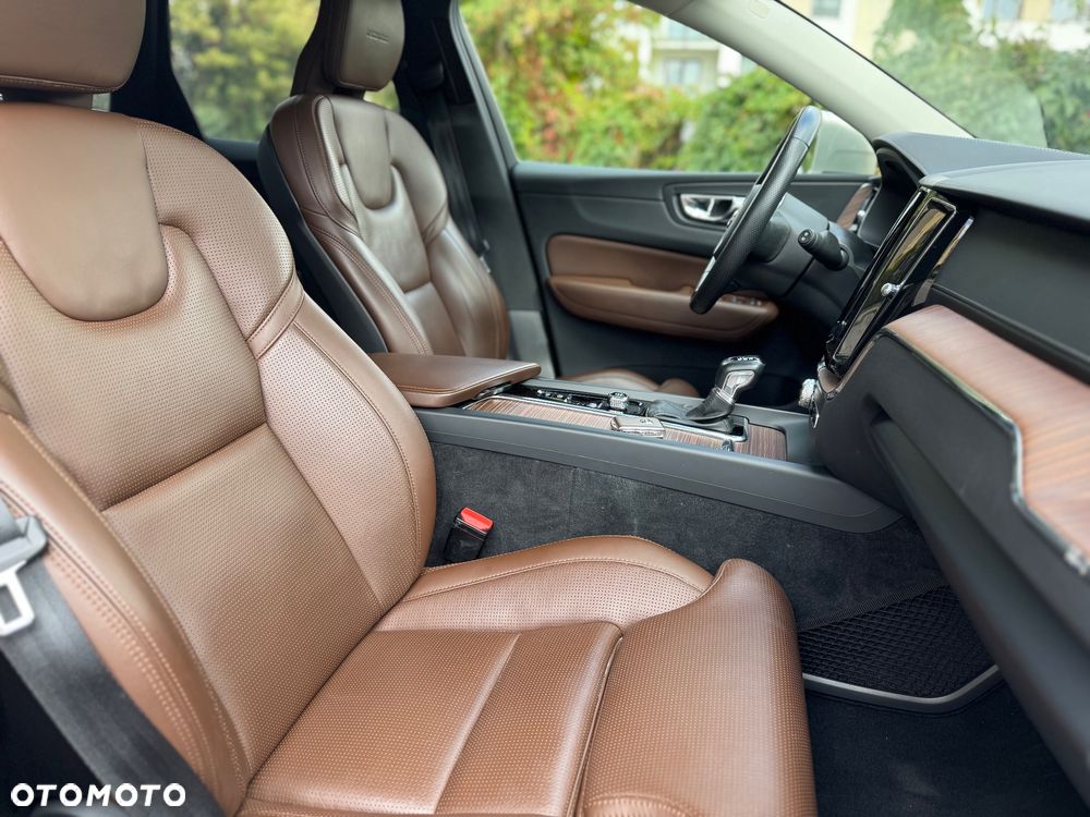 Volvo XC 60 T5 AWD Inscription - 27