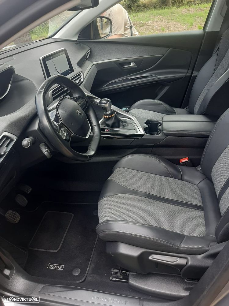 Peugeot 5008 1.5 BlueHDi Allure - 8