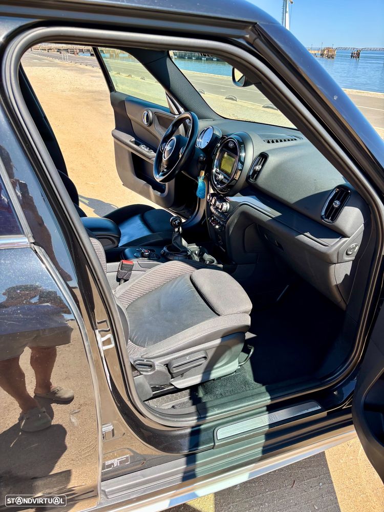 MINI Countryman Cooper D - 17
