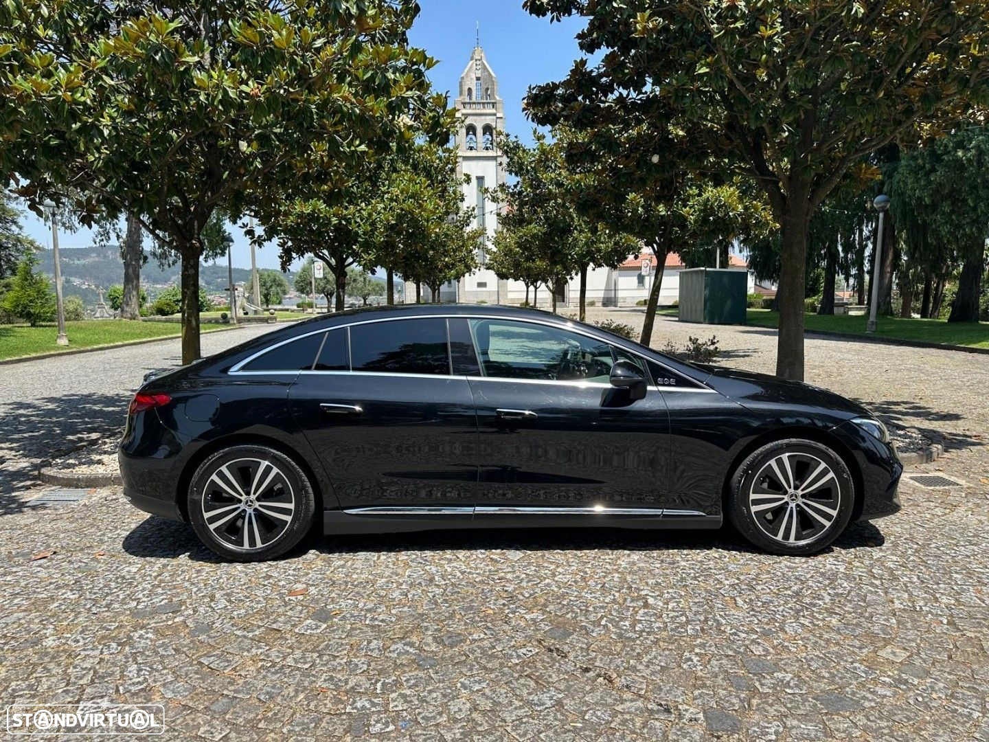 Mercedes-Benz EQE 300 Edition Electric Art - 19