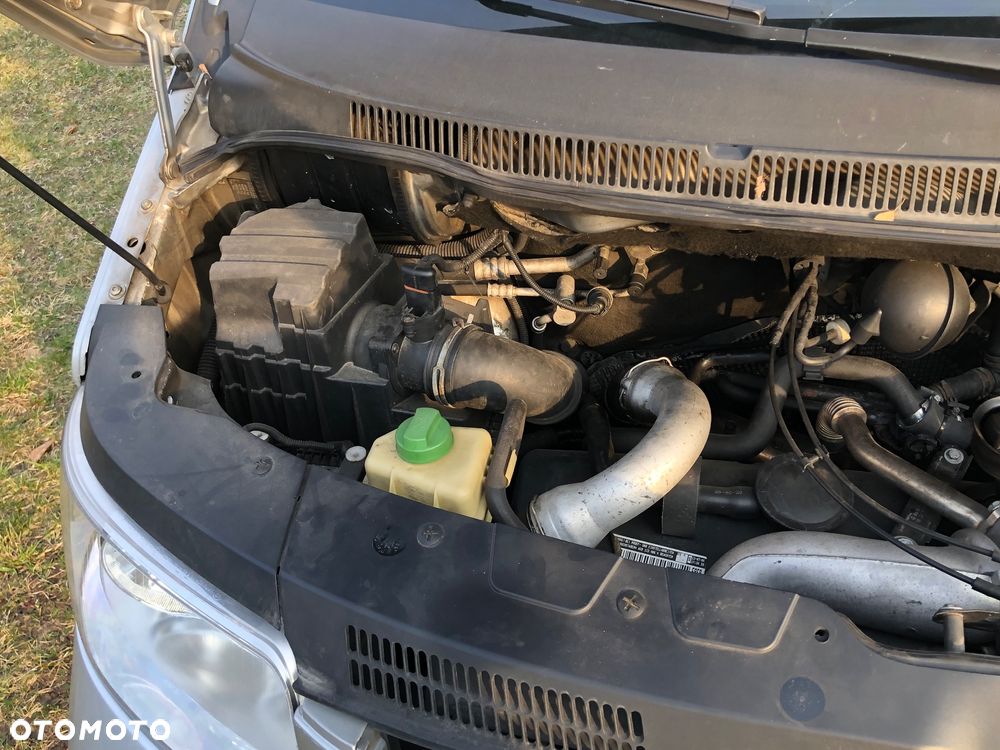 Volkswagen Caravelle L1 - 16