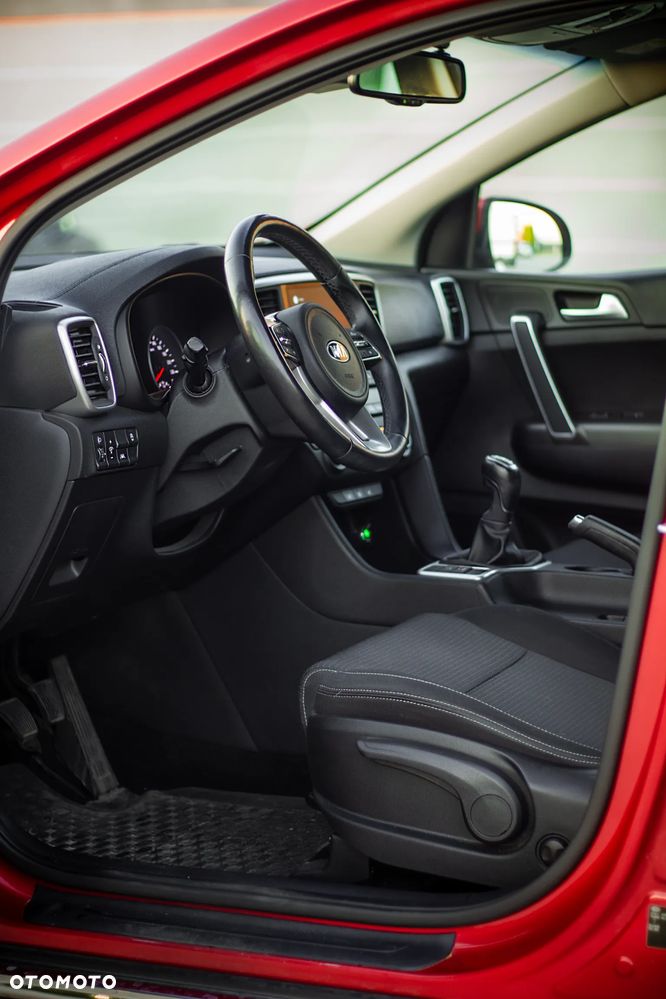 Kia Sportage 1.6 GDI 2WD VISION - 17