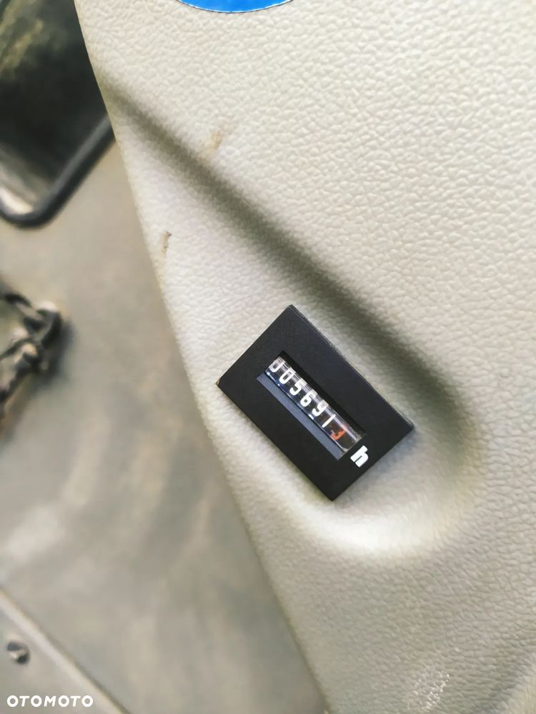 Liebherr A 910 Compact Litronic - 9