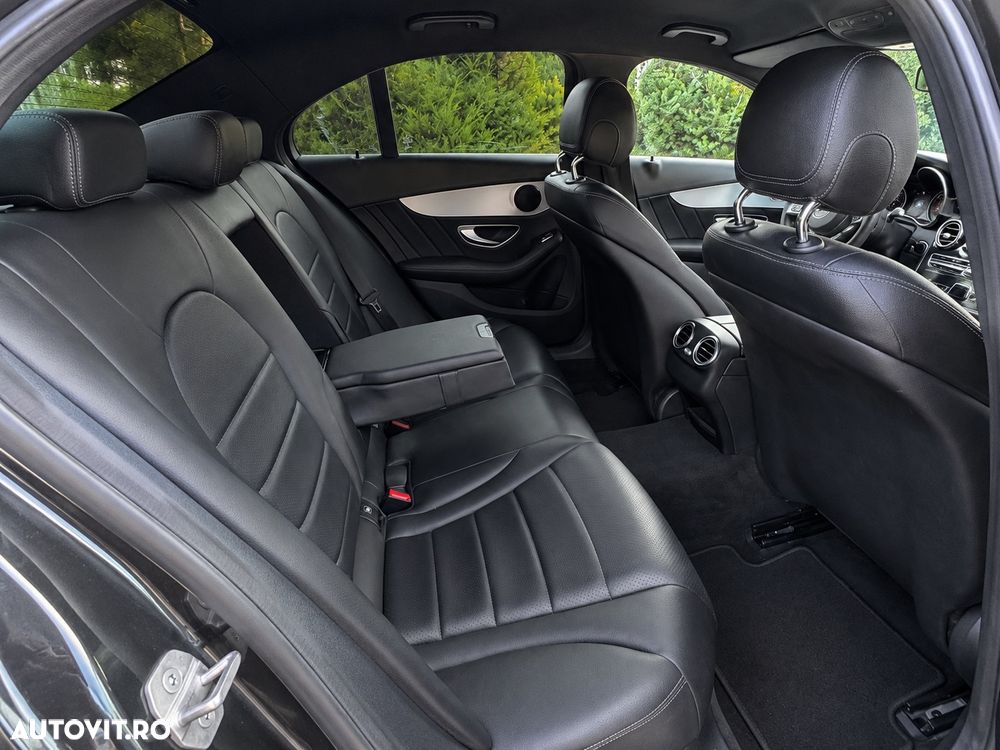 Mercedes-Benz C - 7