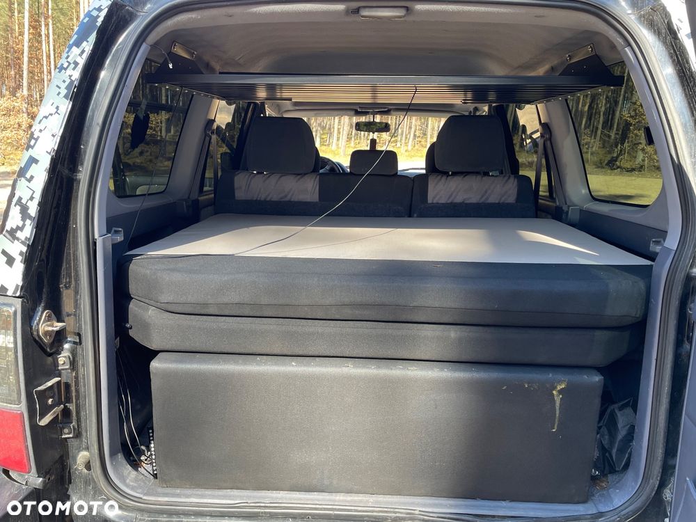 Toyota Land Cruiser - 14