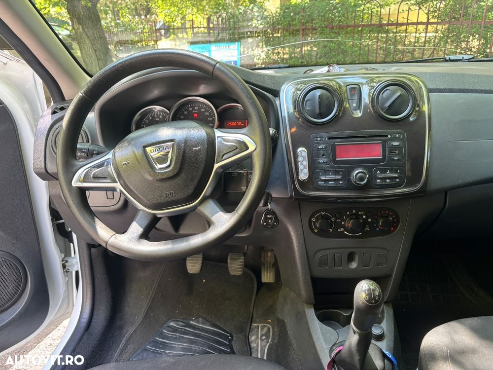 Dacia Sandero - 8