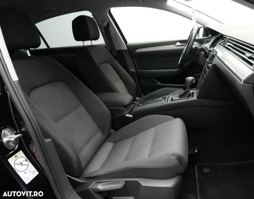 Volkswagen Passat 2.0 TDI DSG Highline - 15