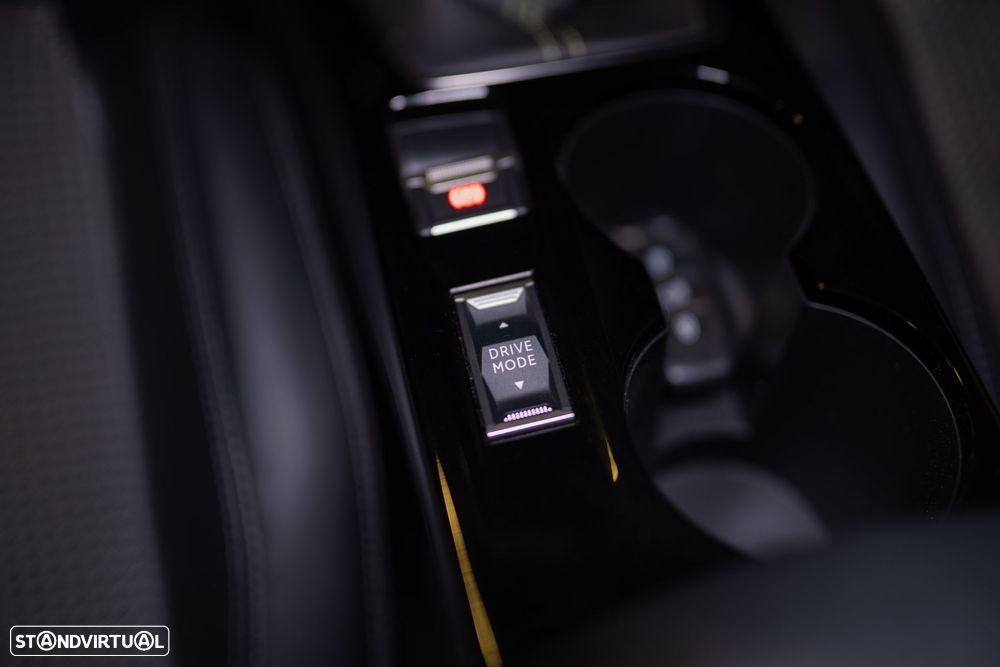 Peugeot 208 1.2 PureTech GT Line - 27