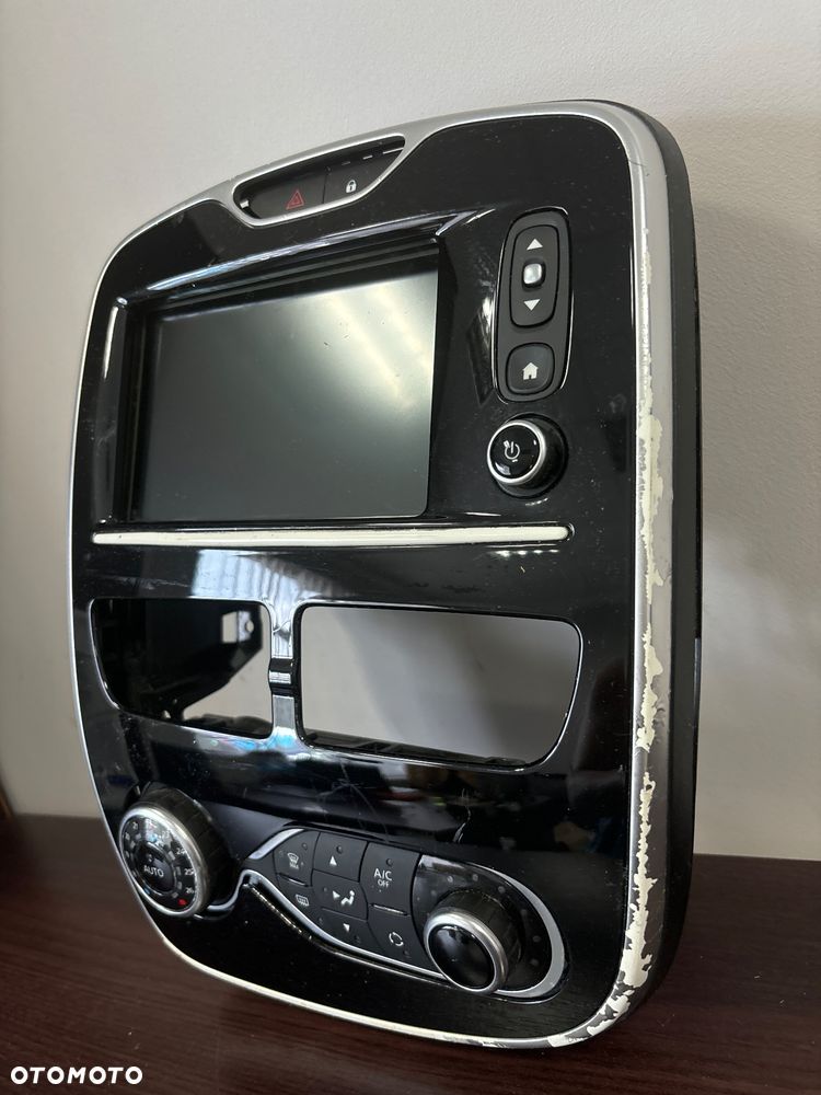 Radio nawigacjia Renault Clio IV  (60/2) - 2