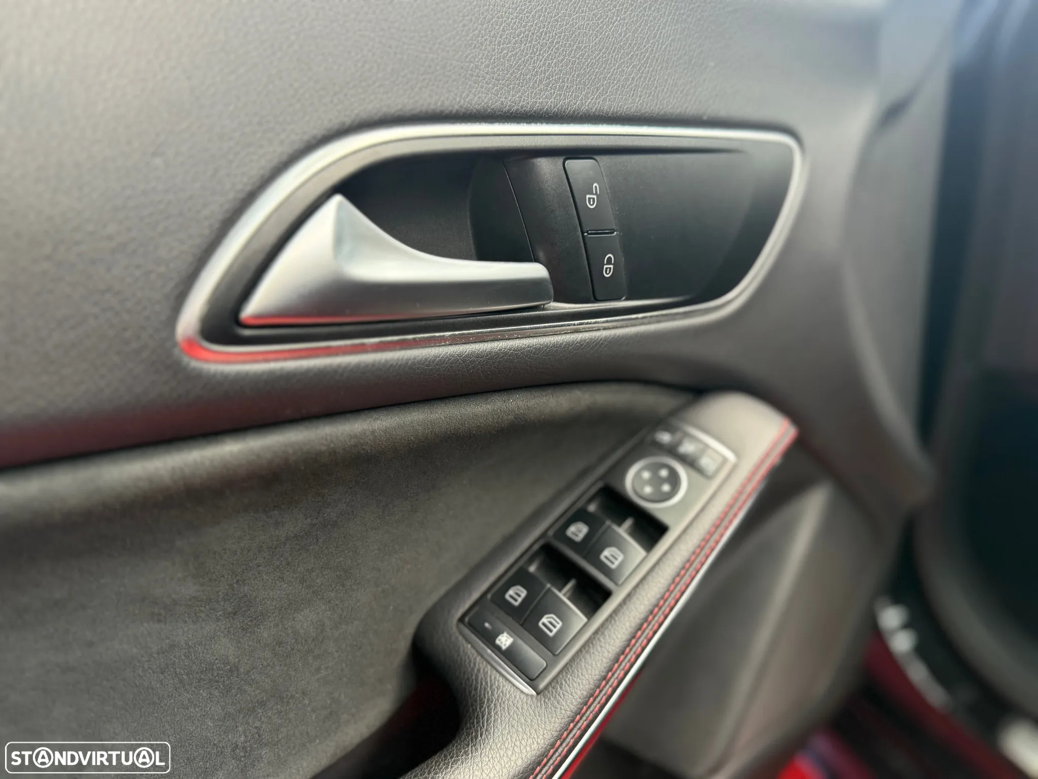 Mercedes-Benz CLA 180 d Shooting Brake AMG Line Aut. - 12