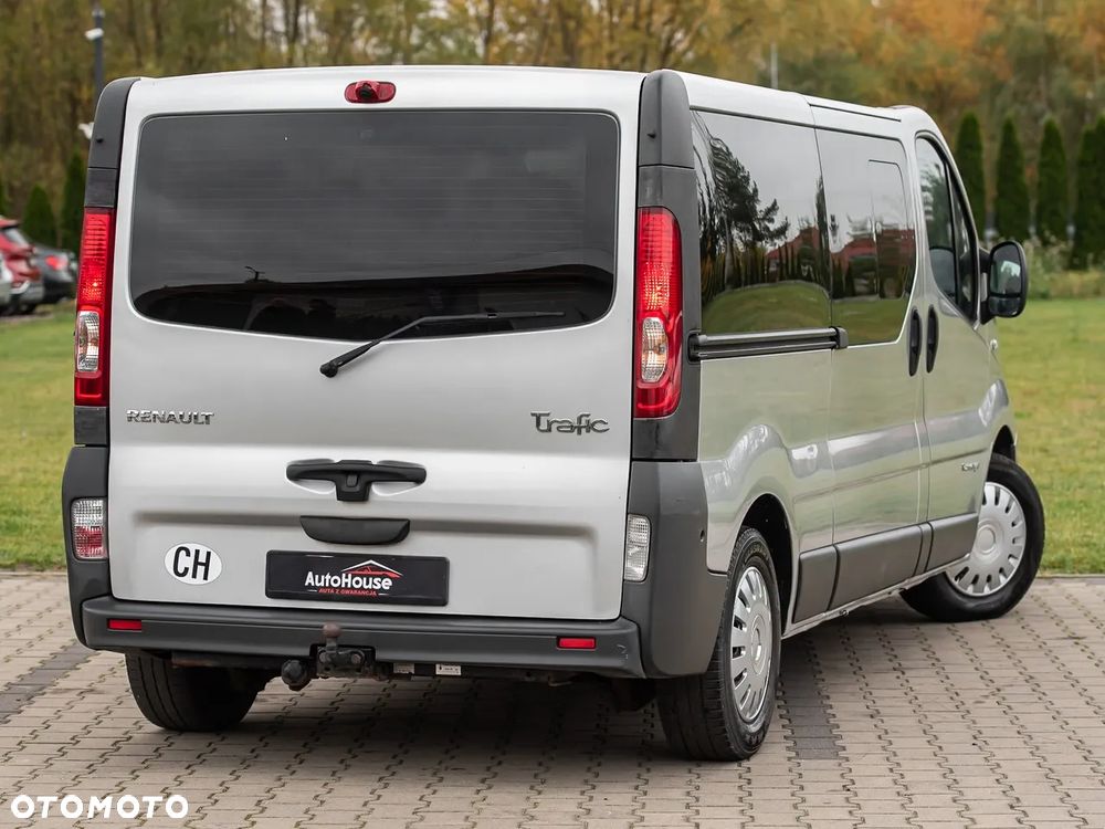 Renault Trafic - 10